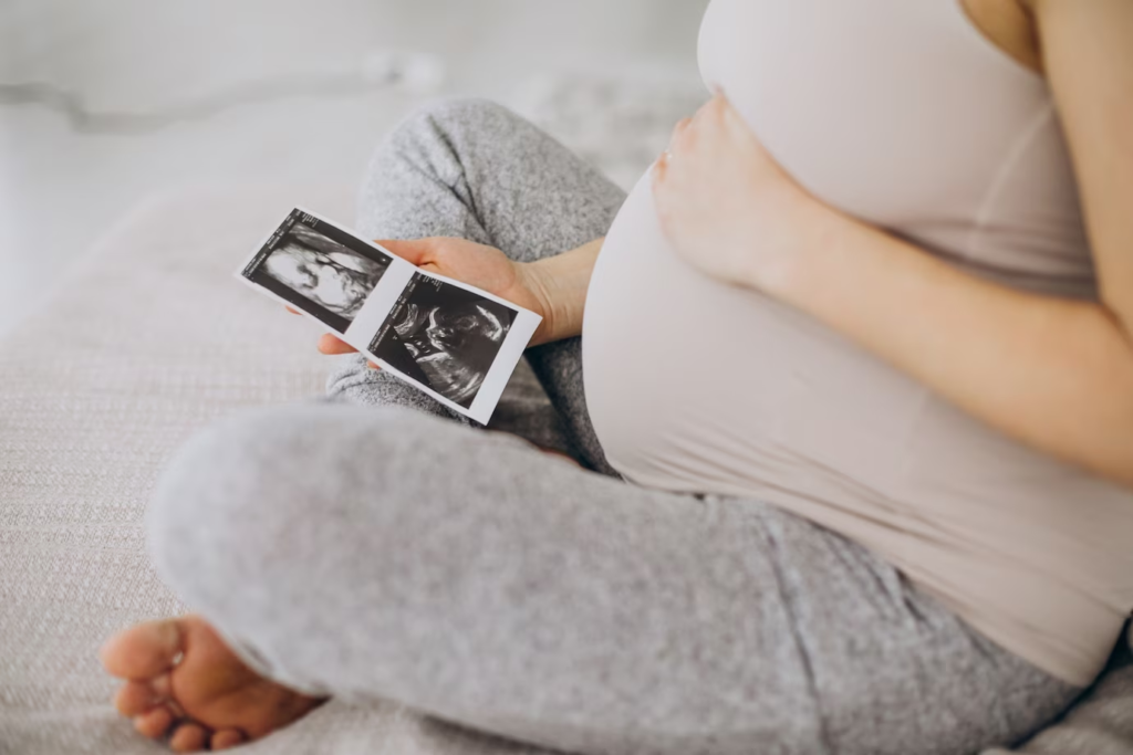 Признаки внематочной беременности: симптомы, диагностика и лечение